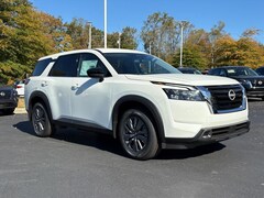 2025 Nissan Pathfinder S SUV