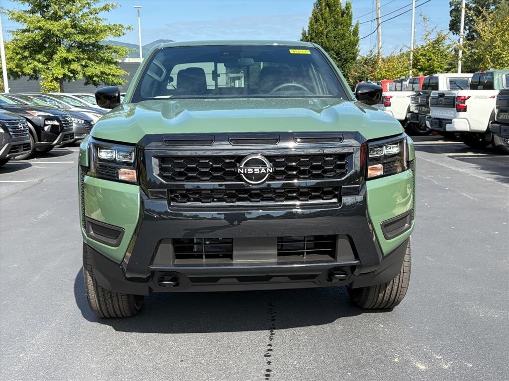 2026 Nissan Frontier SV photo 2
