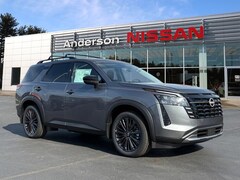 2026 Nissan Pathfinder SL SUV