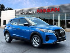 2025 Nissan Kicks Play S SUV