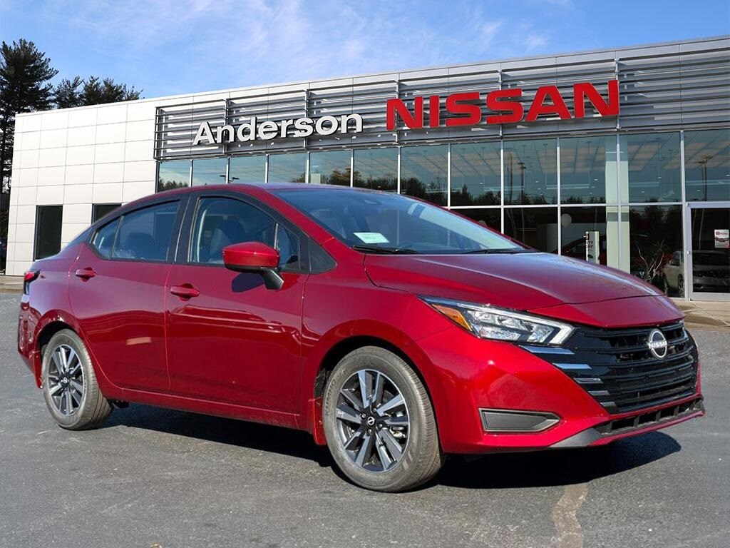 New 2025 Nissan Versa 1.6 SV Sedan