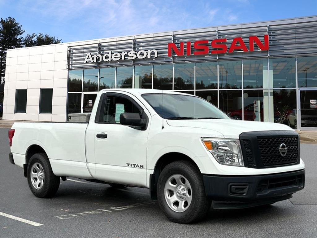 2017 Nissan Titan Truck 
