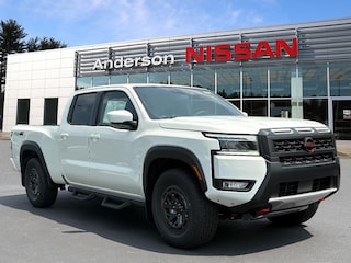 2025 Nissan Frontier PRO-4X Truck Crew Cab