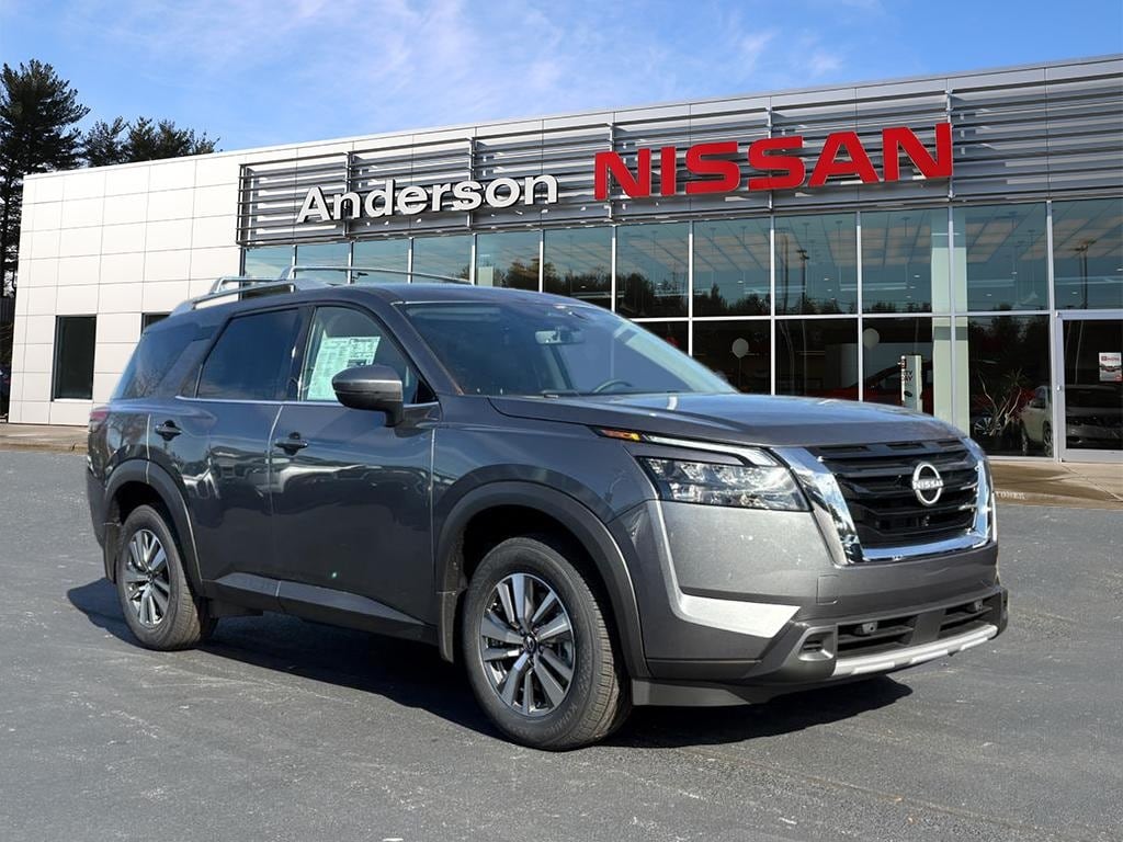 New 2025 Nissan Pathfinder SL SUV