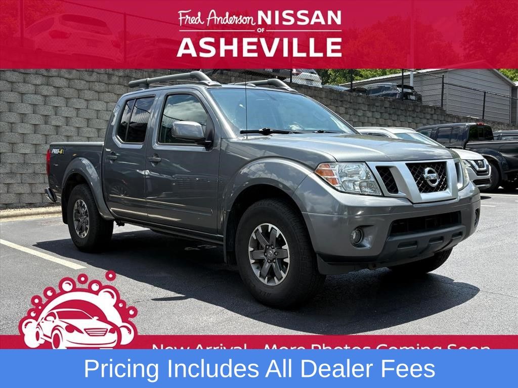 2016 Nissan Frontier 4.0 PRO-4X Crew Cab 4X4 AT's photo
