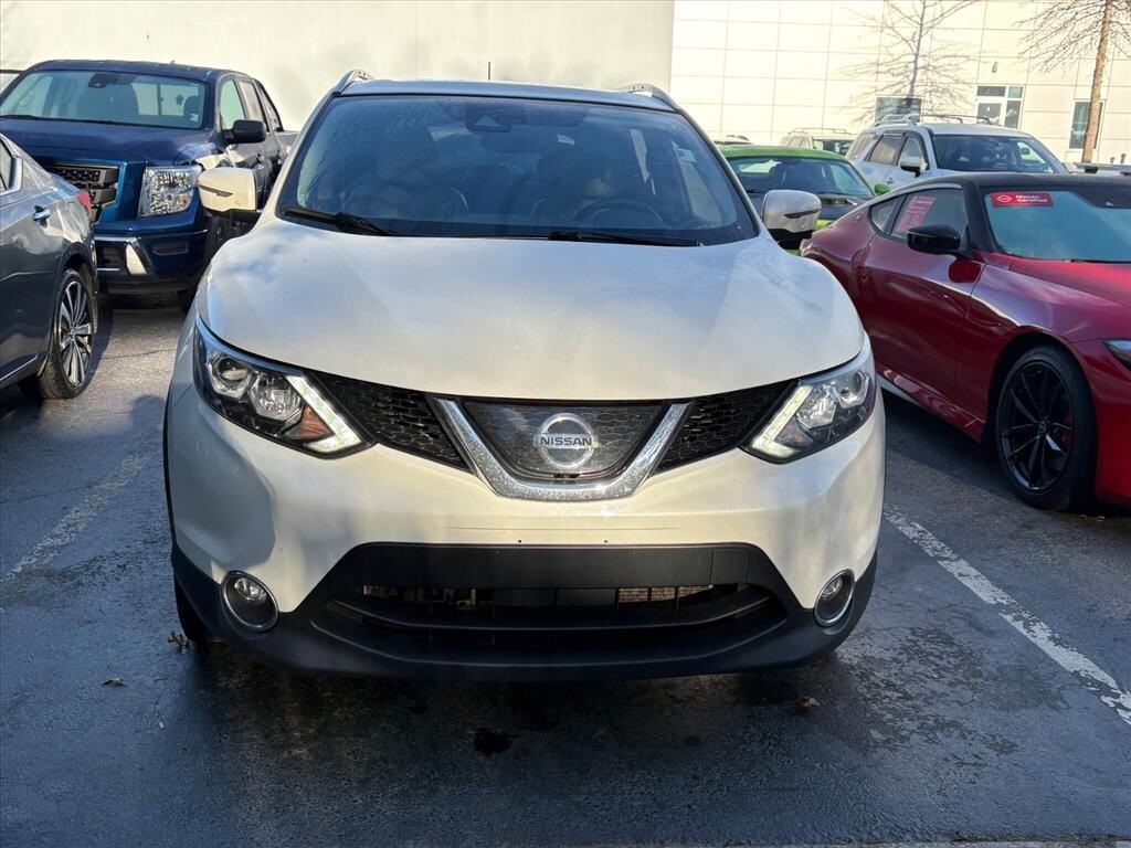 2019 Nissan Rogue Sport SL photo 2