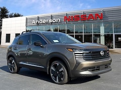 2026 Nissan Kicks SR SUV