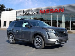 2026 Nissan Pathfinder SL SUV