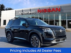 2026 Nissan Pathfinder Platinum SUV