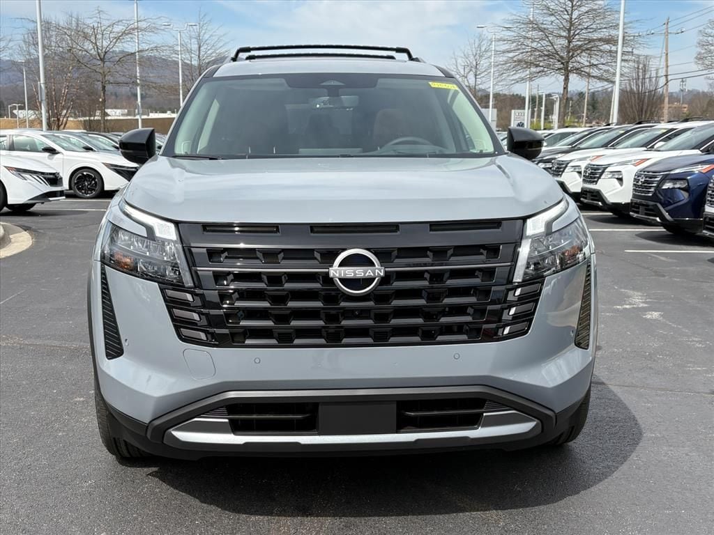 New 2026 Nissan Pathfinder Platinum SUV