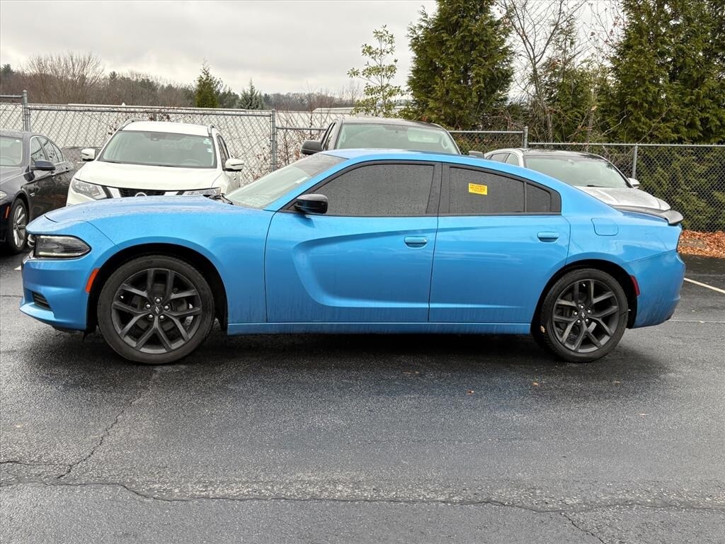 Used 2019 Dodge Charger SXT Sedan