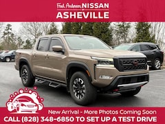 2023 Nissan Frontier PRO-4X Truck