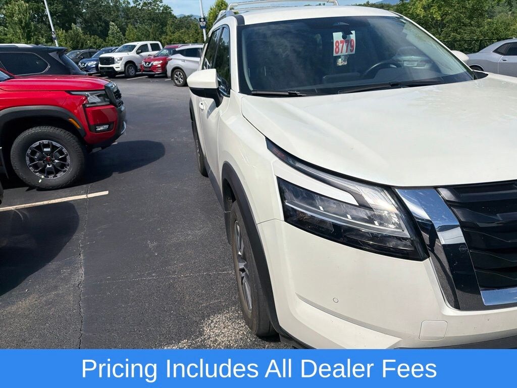 Certified 2024 Nissan Pathfinder SL SUV