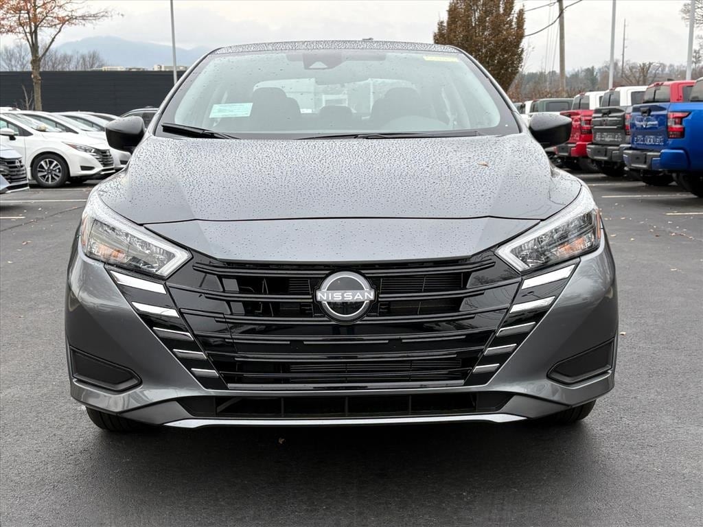 New 2025 Nissan Versa 1.6 S Sedan