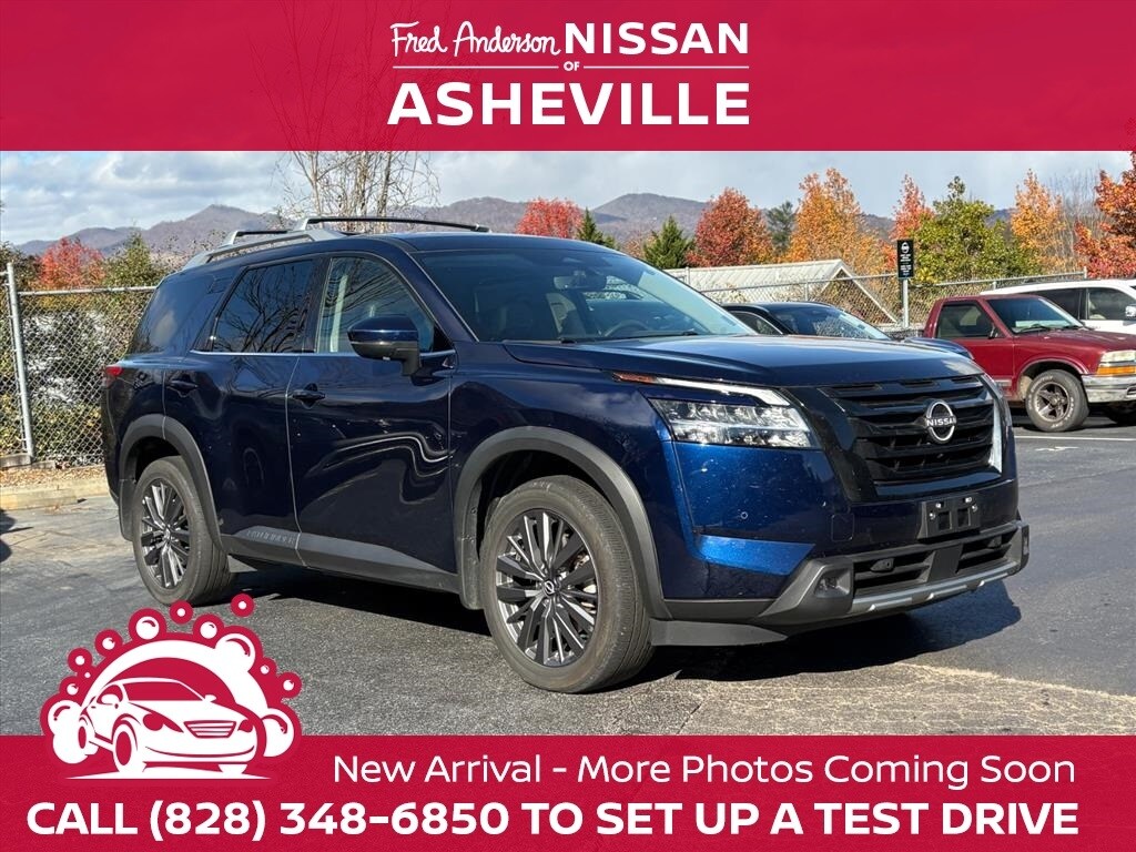 Certified 2024 Nissan Pathfinder SL SUV