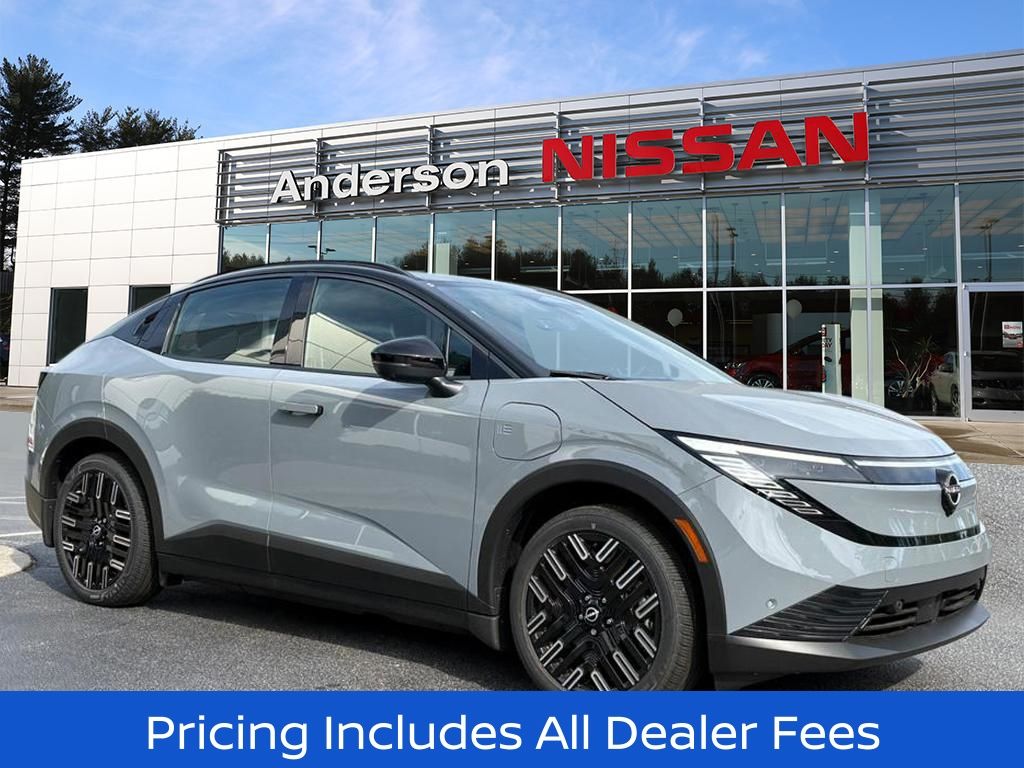 2026 Nissan Leaf Platinum+'s photo
