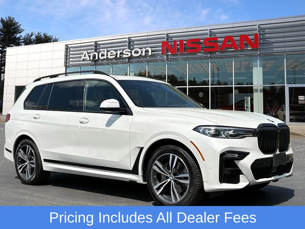 2022 BMW X7 xDrive40i's photo