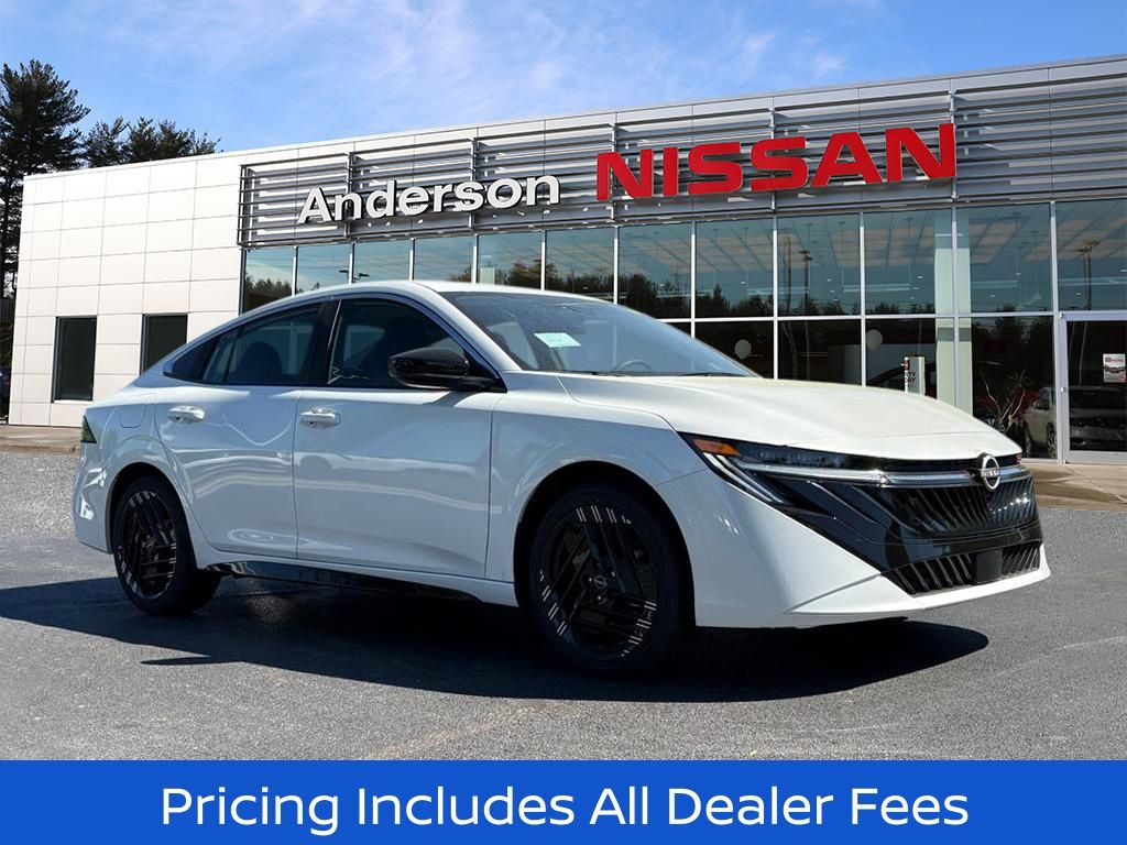 2026 Nissan Sentra SR CVT's photo