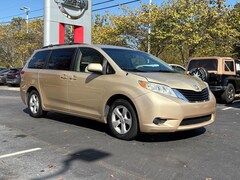 2014 Toyota Sienna LE Minivan/Van