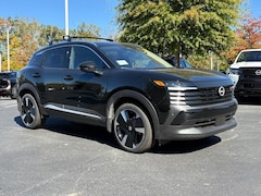 2026 Nissan Kicks SR SUV