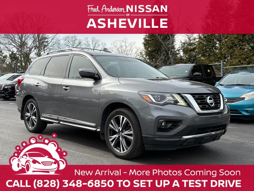 Used 2017 Nissan Pathfinder Platinum SUV