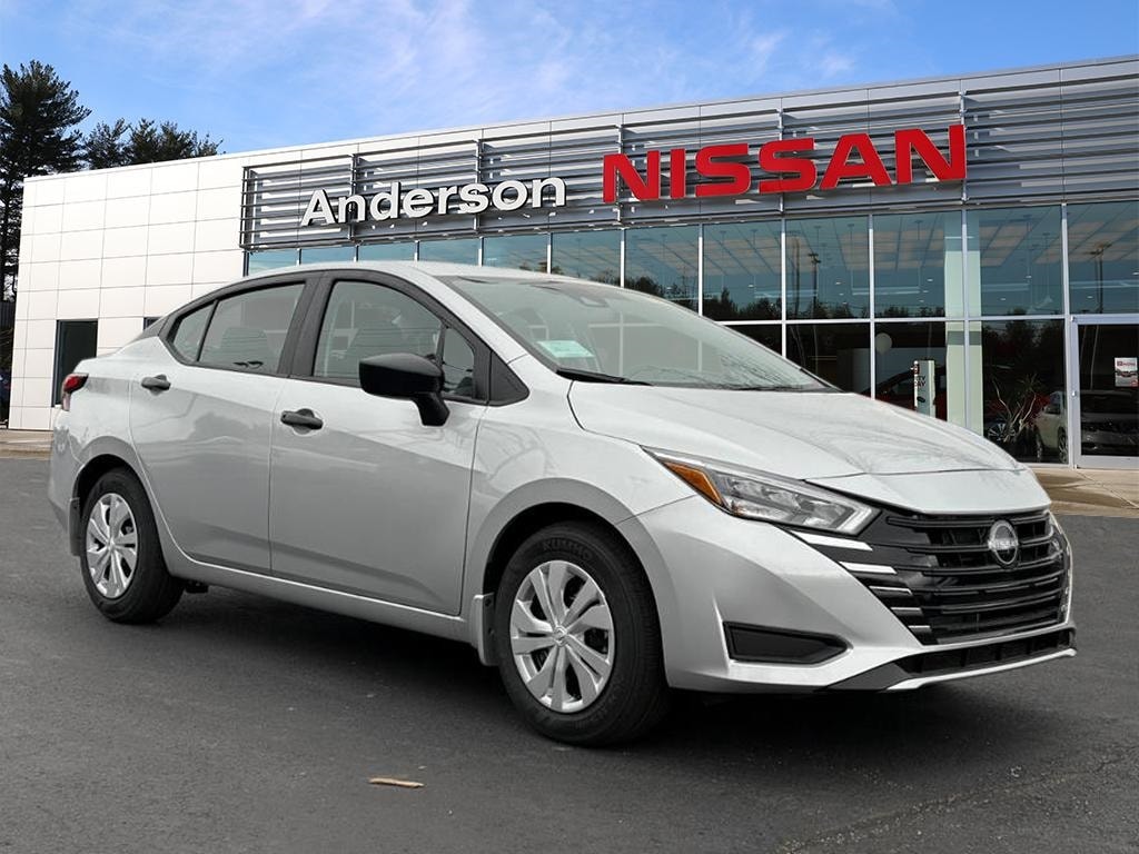 2025 Nissan Versa Sedan S's photo