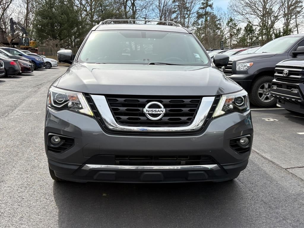 Used 2017 Nissan Pathfinder Platinum SUV
