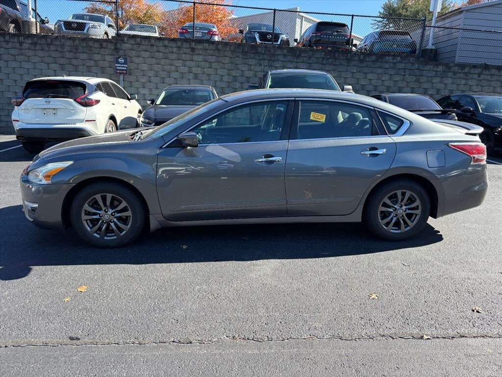 Used 2015 Nissan Altima 2.5 S Sedan