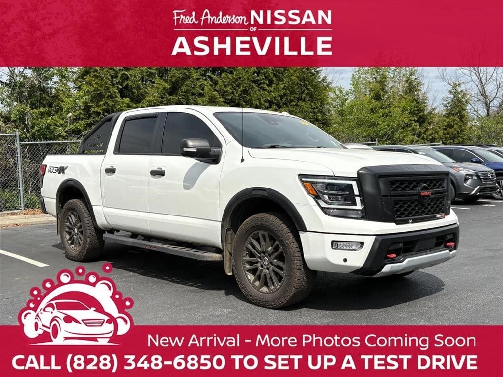 2021 Nissan Titan Truck 