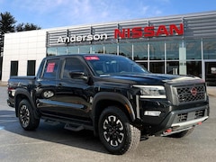 2022 Nissan Frontier PRO-4X Truck