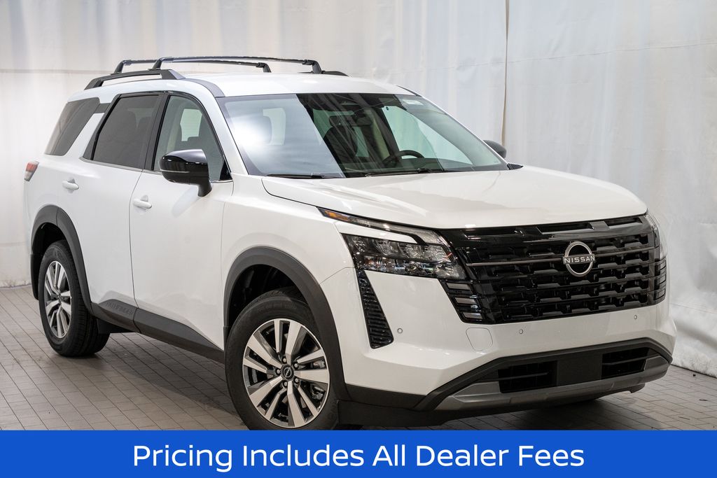 2026 Nissan Pathfinder SL 4WD's photo