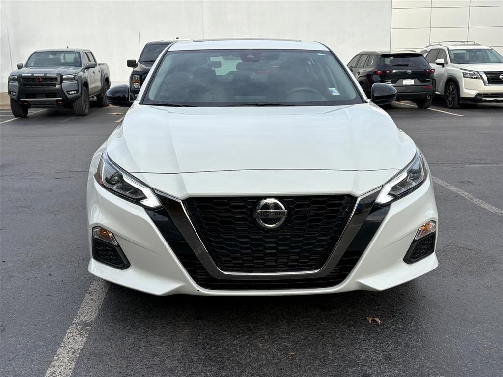 Used 2022 Nissan Altima 2.0 SR Sedan