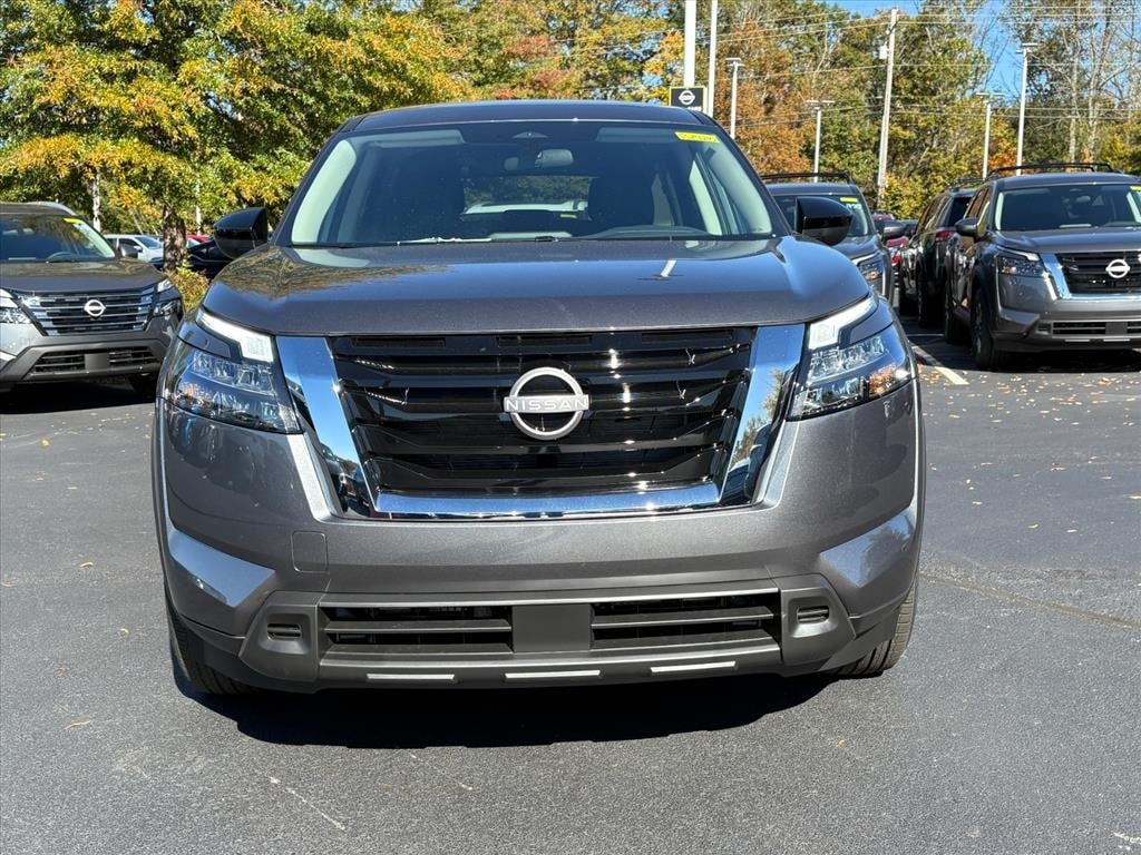 New 2025 Nissan Pathfinder S SUV