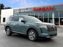 2026 Nissan Pathfinder SL SUV