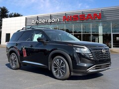 2026 Nissan Pathfinder Platinum SUV