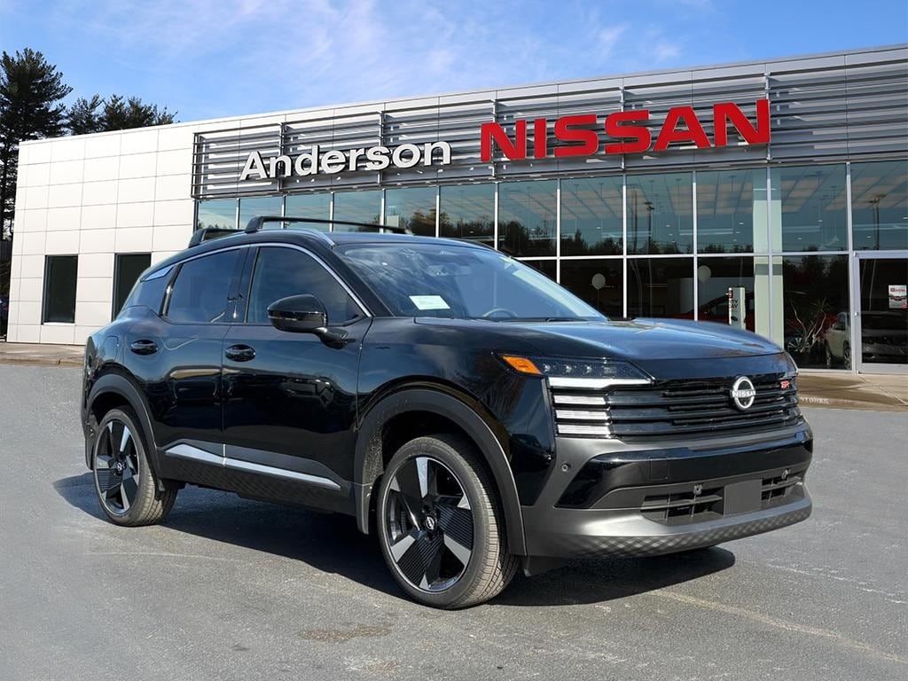 2026 Nissan KICKS SR's photo