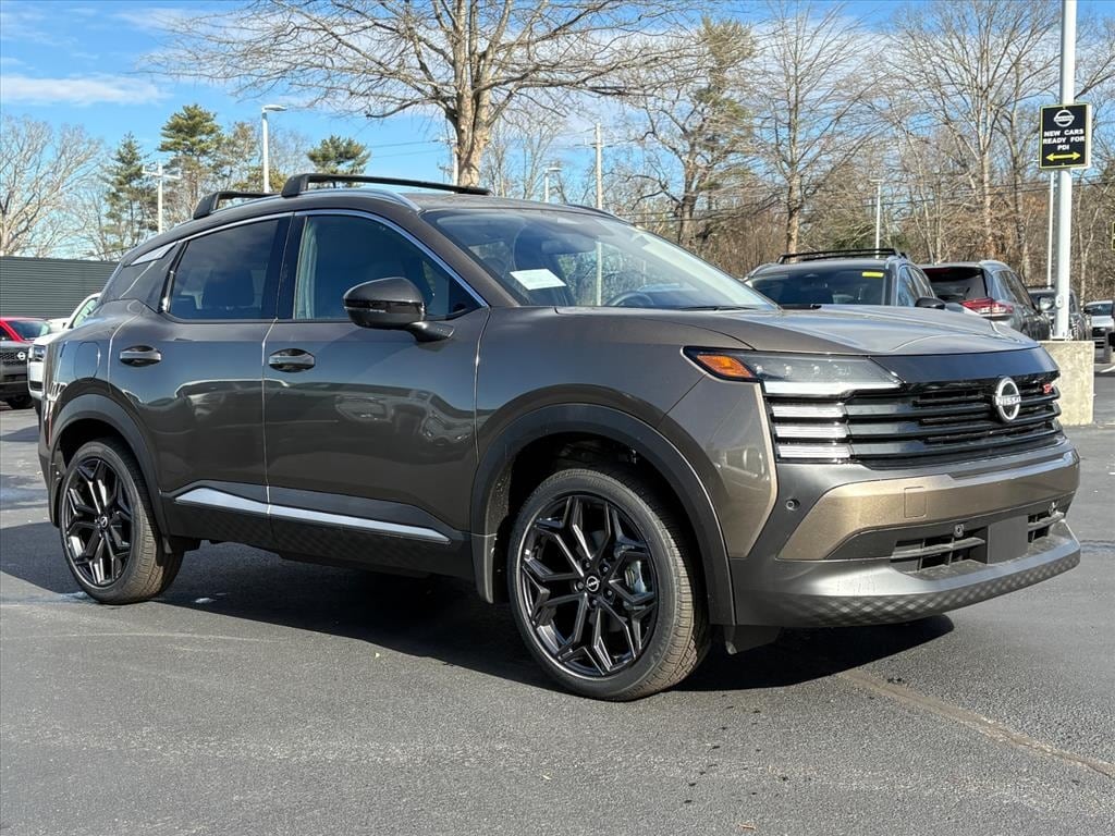 New 2026 Nissan Kicks SR SUV