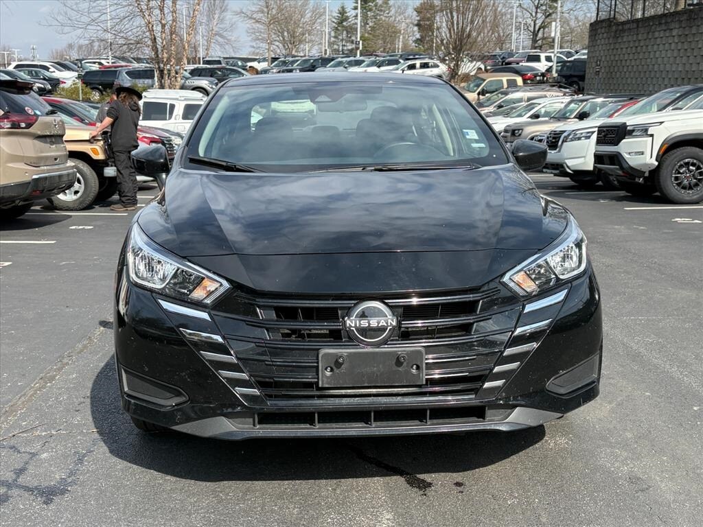 Certified 2023 Nissan Versa 1.6 SV Sedan
