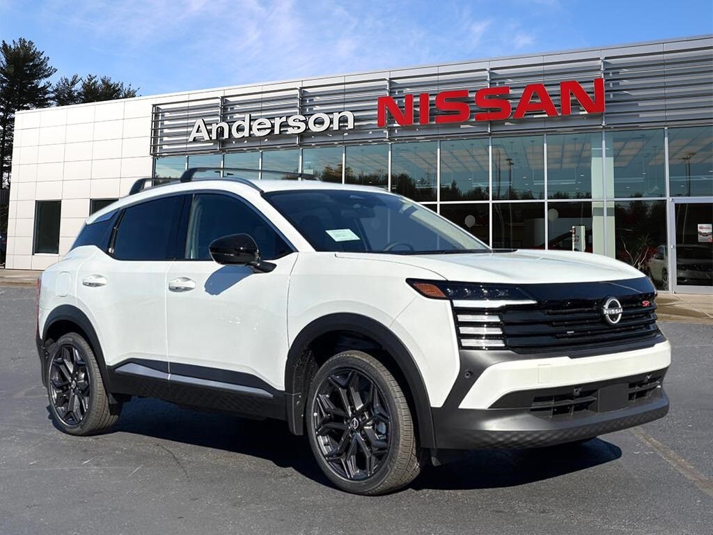 New 2026 Nissan Kicks SR SUV