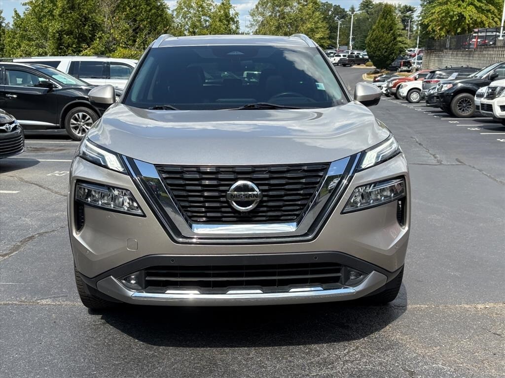 2021 Nissan Rogue Platinum photo 2