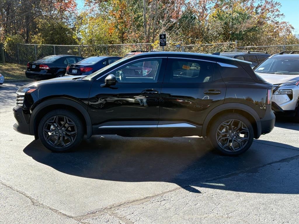 Certified 2025 Nissan Kicks SR SUV