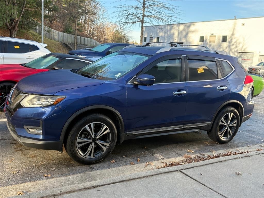 Used 2017 Nissan Rogue SL SUV