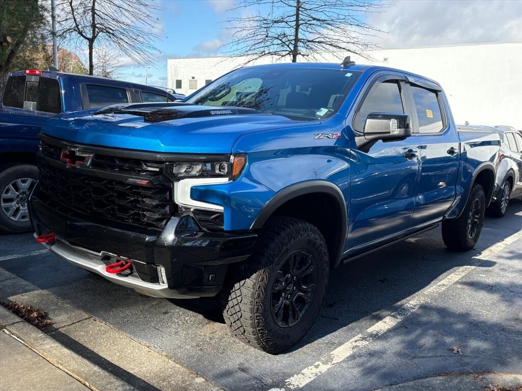 2024 Chevrolet Silverado 1500 ZR2 photo 2