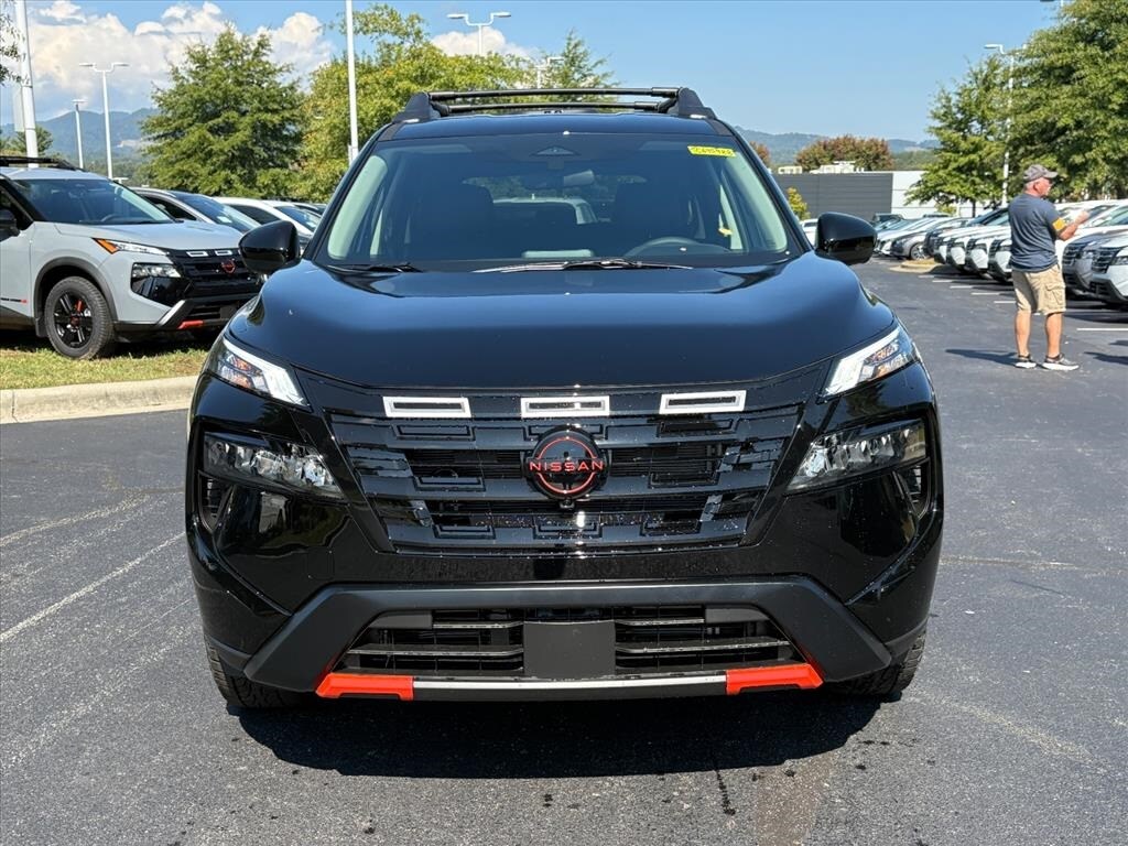 2026 Nissan Rogue SV photo 2