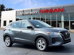 2025 Nissan Kicks Play S SUV