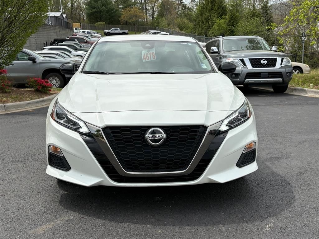 Certified 2022 Nissan Altima 2.5 SR Sedan