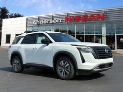 2026 Nissan Pathfinder SL SUV