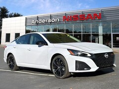 2025 Nissan Altima SR Sedan