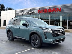 2026 Nissan Pathfinder SL SUV