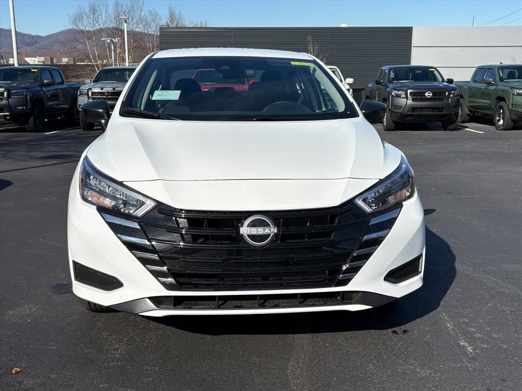 New 2025 Nissan Versa 1.6 S Sedan